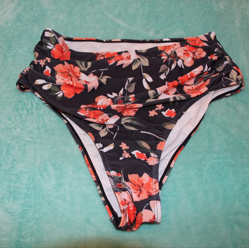 SHEIN Black and Red Floral Bikini Bottom